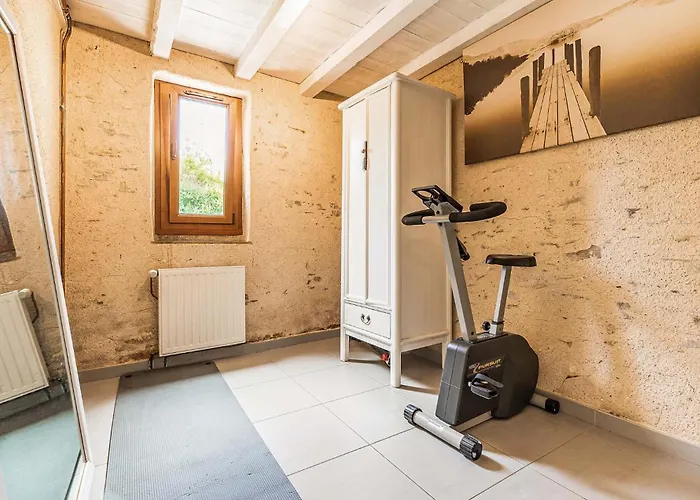 4 Bedroom Gorgeous In *